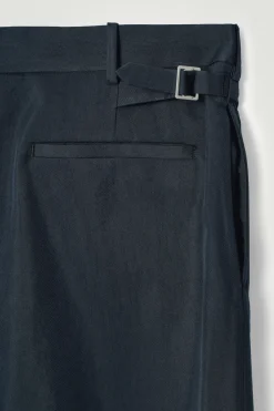 LOCKERE, ELEGANTE HOSE MIT GERADEM BEIN