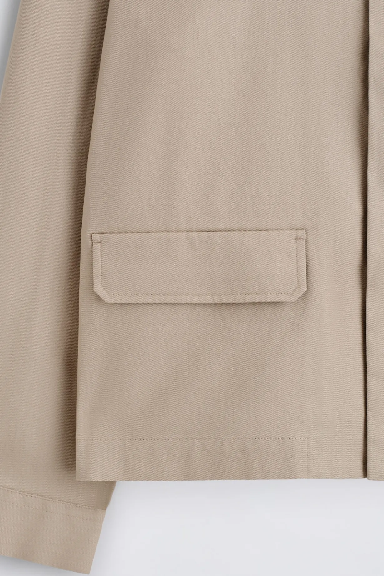 LOCKERE HEMDJACKE AUS BAUMWOLL-LEINEN-MIX