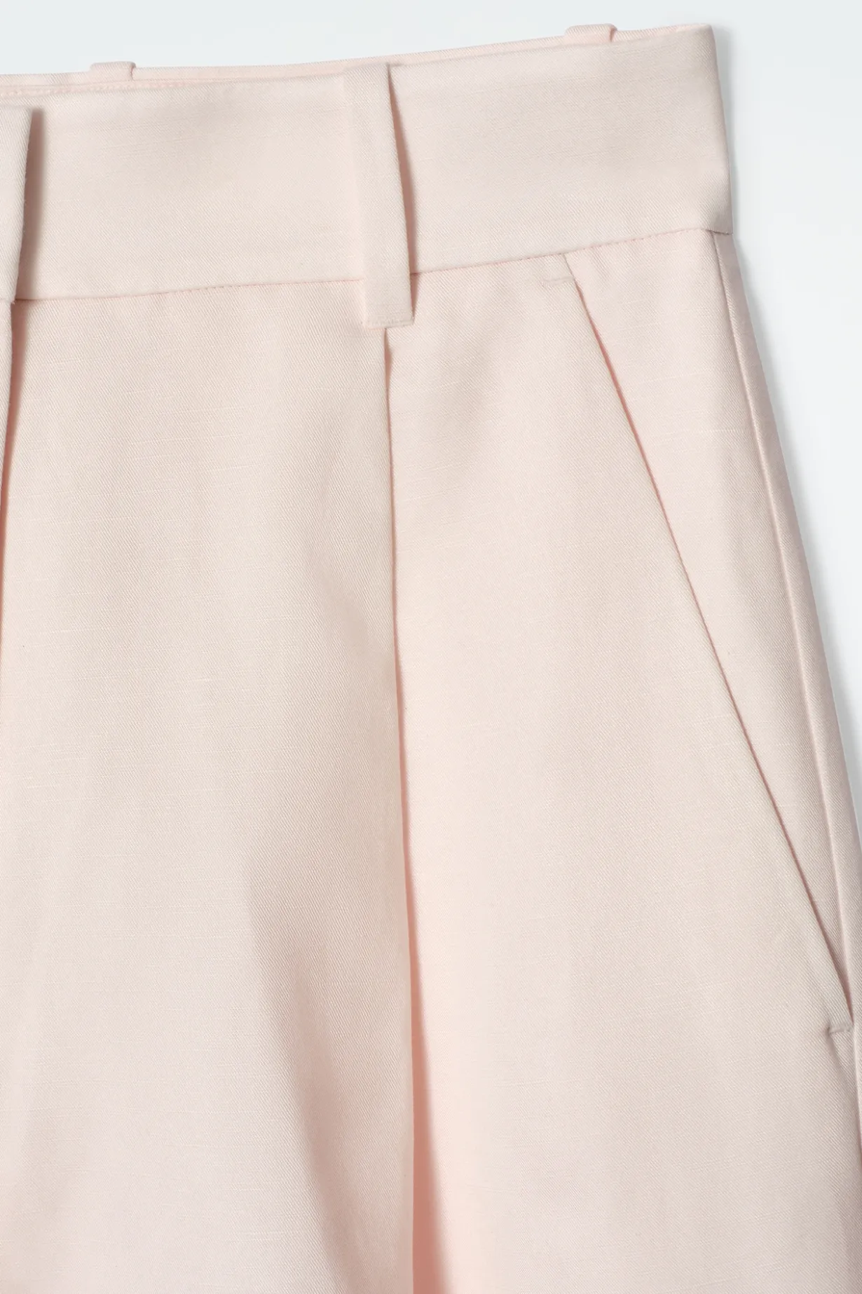 LOCKERE HOSE AUS LEINEN-MIX MIT WEITEM BEIN