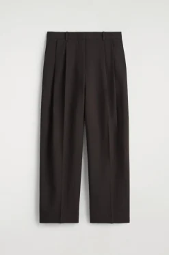 LOCKERE HOSE AUS TWILL MIT WEITEM BEIN
