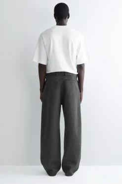 LOCKERE HOSE AUS WOLL-MIX MIT WEITEM BEIN
