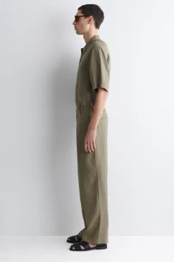 LOCKERE LEINENHOSE MIT GERADEM BEIN