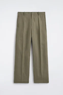 LOCKERE LEINENHOSE MIT GERADEM BEIN