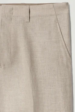 LOCKERE LEINENHOSE MIT SCHMAL ZULAUFENDEM BEIN