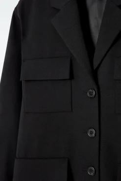 LOCKERER EINREIHIGER UTILITY-BLAZER