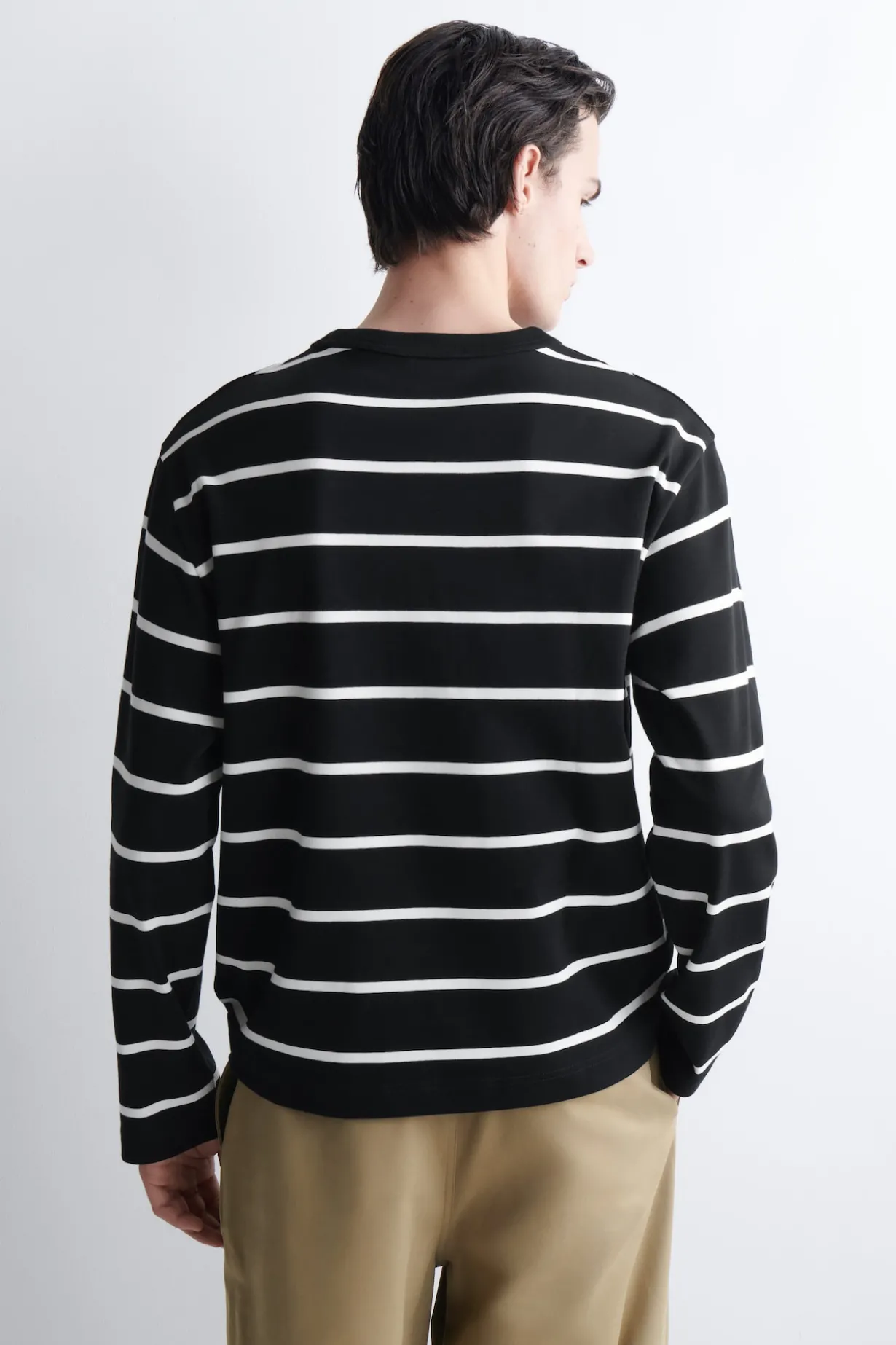 LOCKERES LANGARMSHIRT AUS JERSEY