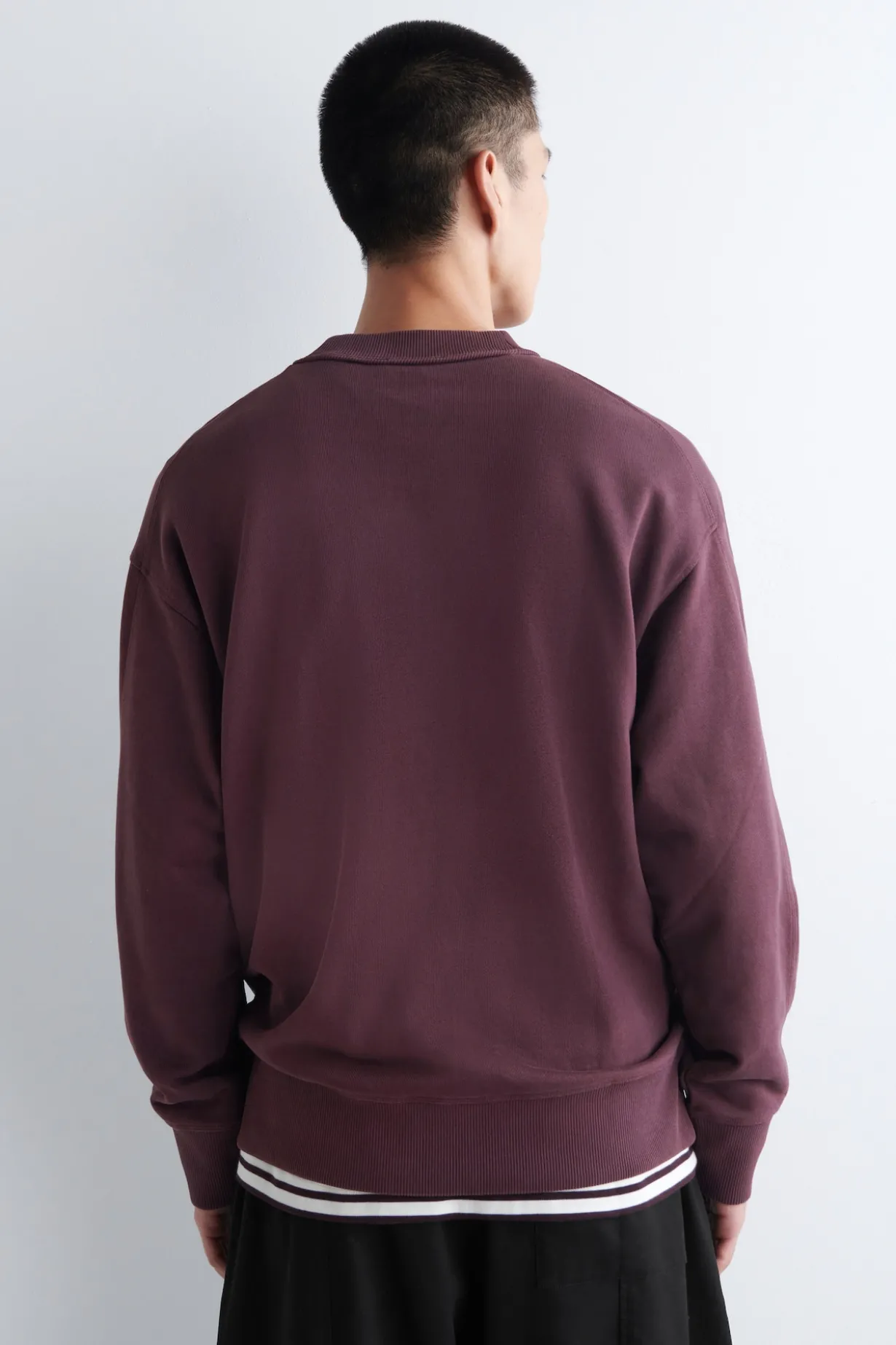 LOCKERES SWEATSHIRT AUS VORGEWASCHENER BAUMWOLLE