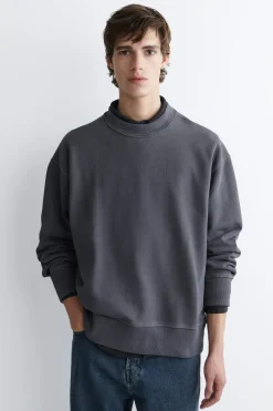 LOCKERES SWEATSHIRT AUS VORGEWASCHENER BAUMWOLLE