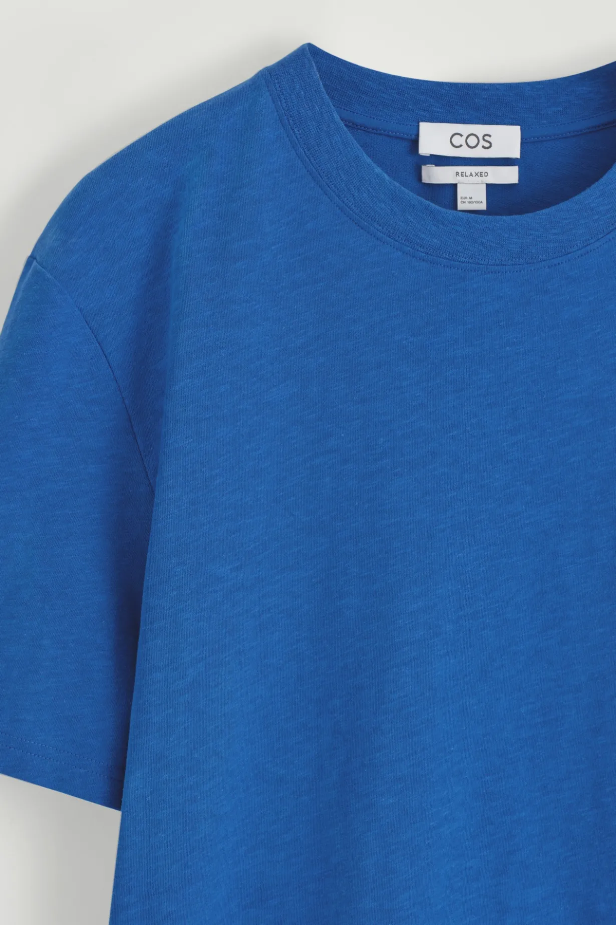 LOCKERES T-SHIRT AUS BAUMWOLL-LEINEN-MIX
