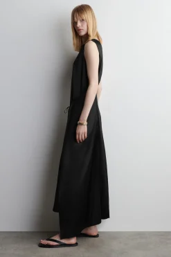 MAXIKLEID AUS SEIDE MIT WICKELFRONT