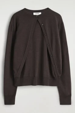 MEHRLAGIGE STRICKJACKE AUS MERINOWOLLE