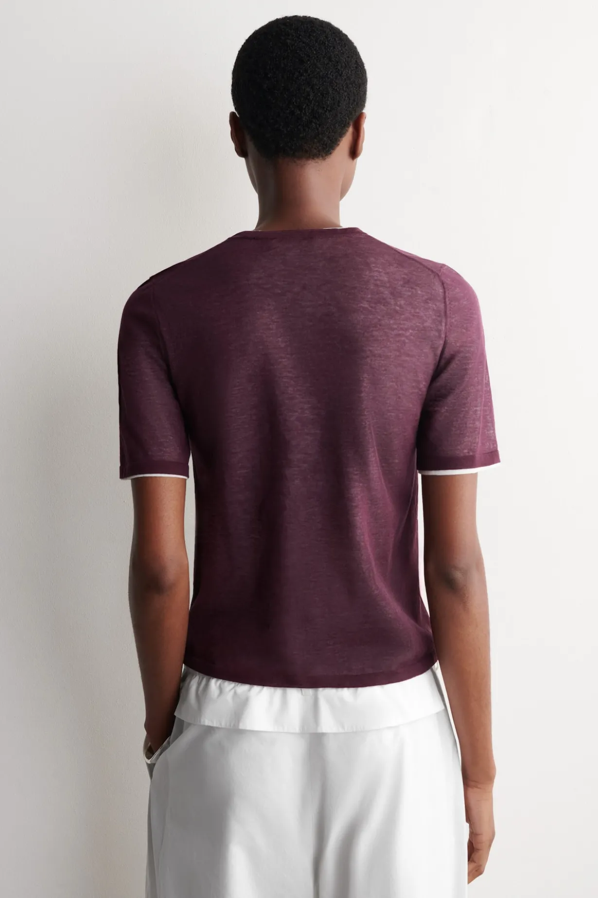 MEHRLAGIGES GESTRICKTES T-SHIRT