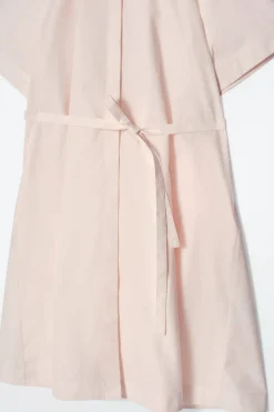 MIDIKLEID AUS BAUMWOLLE MIT RAGLANÄRMELN