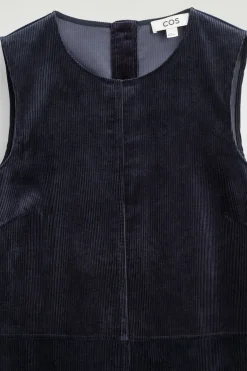 MIDIKLEID AUS CORD IN A-LINIE