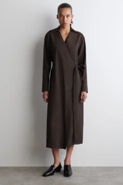 MIDIKLEID AUS MODAL IN WICKELOPTIK