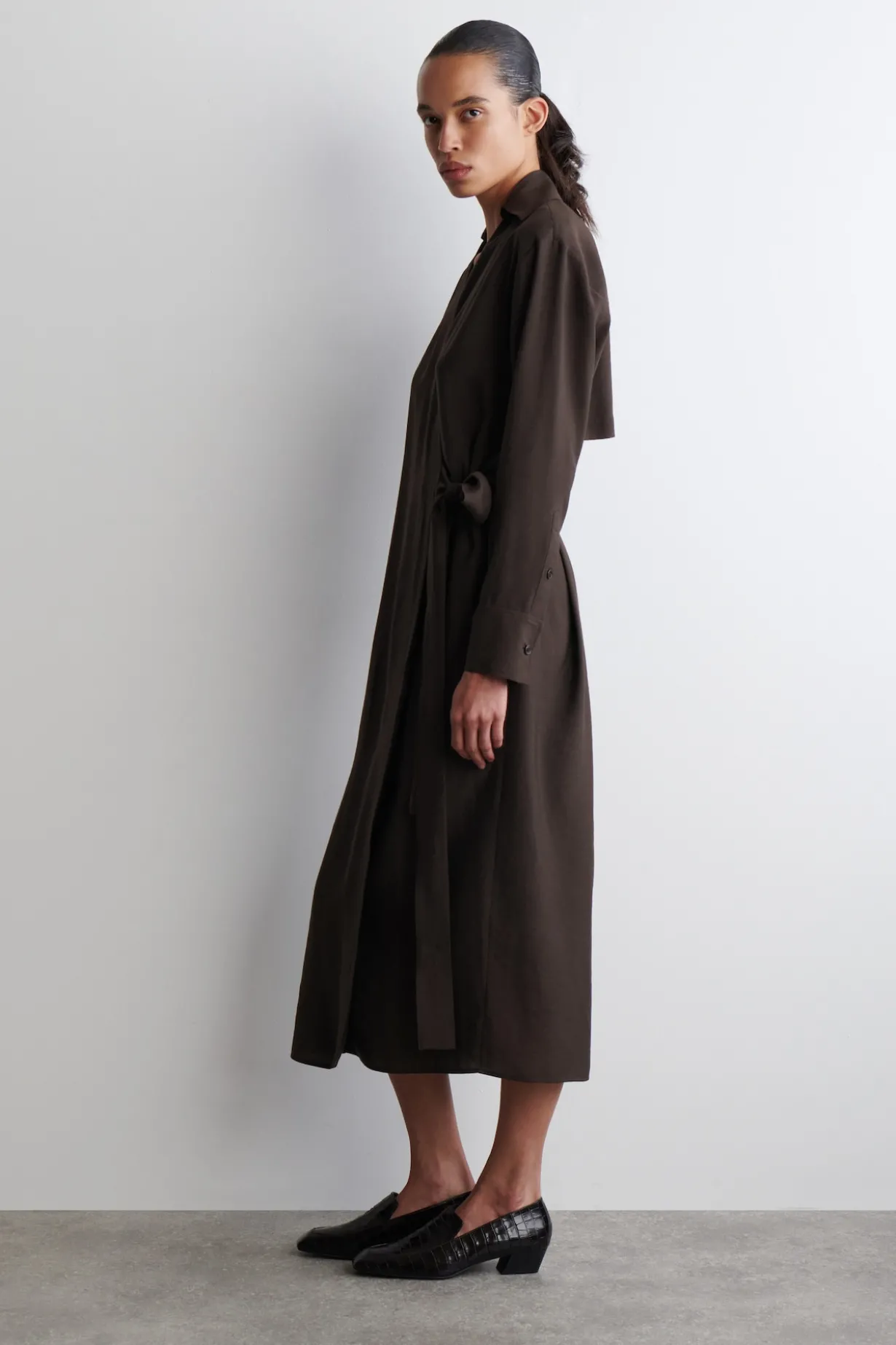 MIDIKLEID AUS MODAL IN WICKELOPTIK