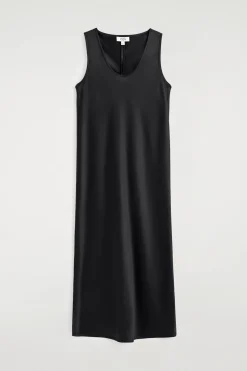 MIDIKLEID AUS SATIN MIT TIEFEM AUSSCHNITT