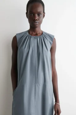 MIDIKLEID MIT BUBBLE-SAUM