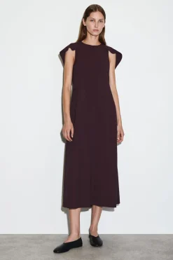 MIDIKLEID MIT CAPE-ÄRMELN