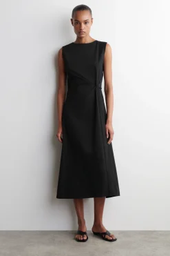 MIDIKLEID MIT TWIST-DETAIL