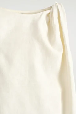MINIKLEID AUS LEINEN MIT TWIST-DETAIL