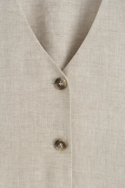 MINIKLEID AUS LEINEN MIT KNÖPFEN