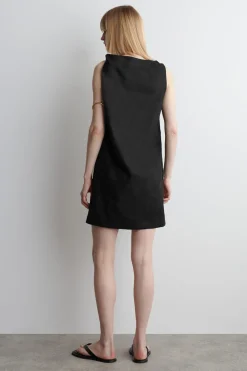 MINIKLEID AUS LEINEN MIT TWIST-DETAIL