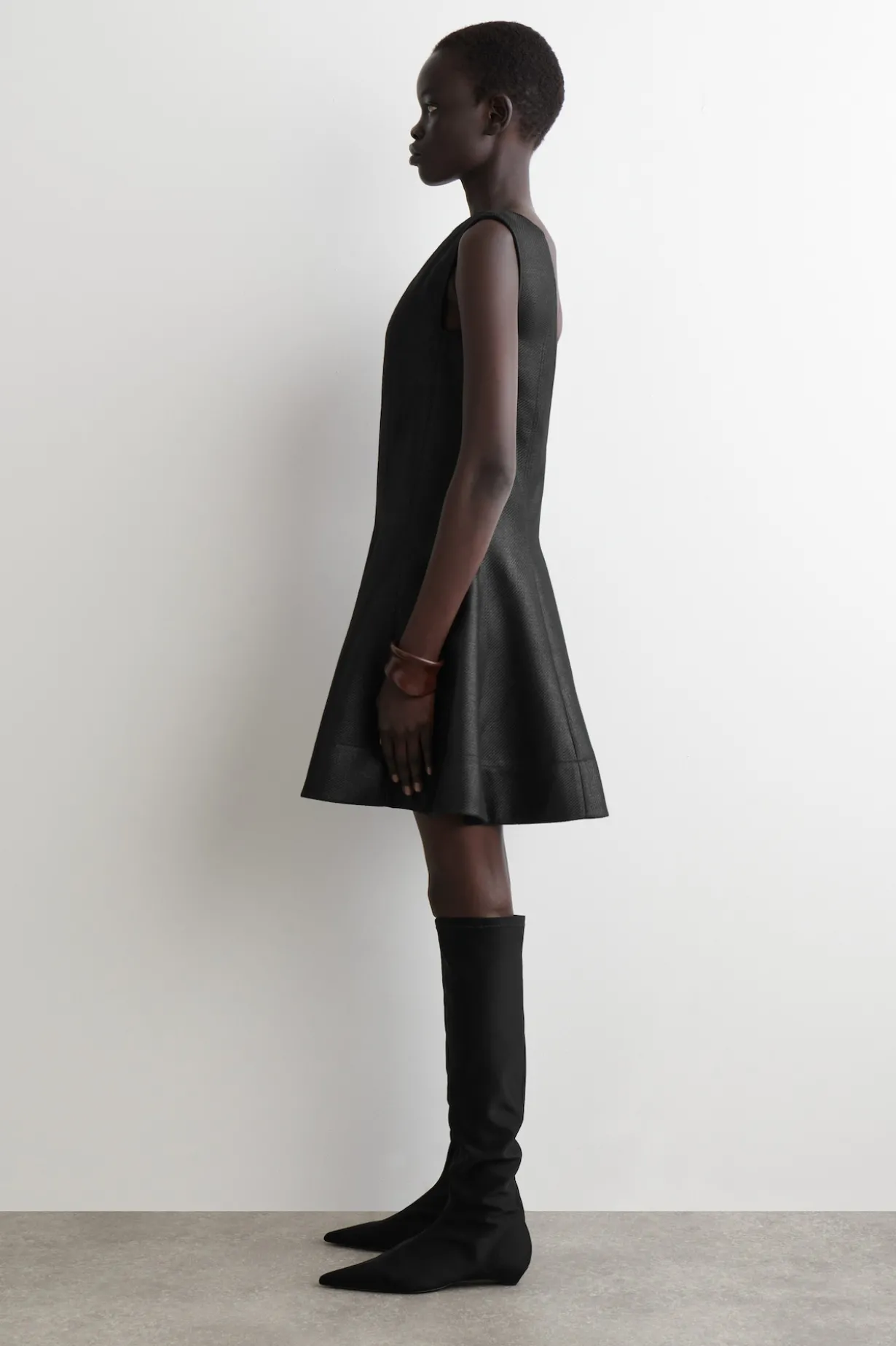 MINIKLEID AUS WOLL-MIX IN METALLIC-OPTIK