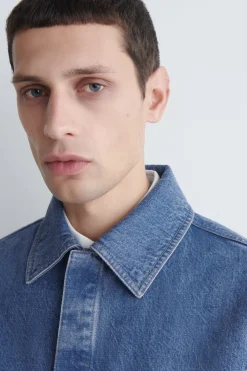 MINIMALISTISCHE JEANSJACKE