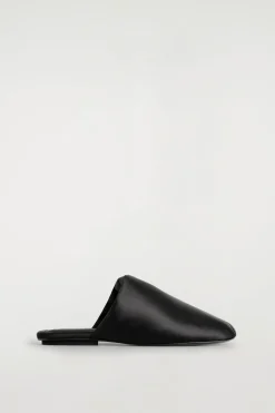 MULES AUS SATIN