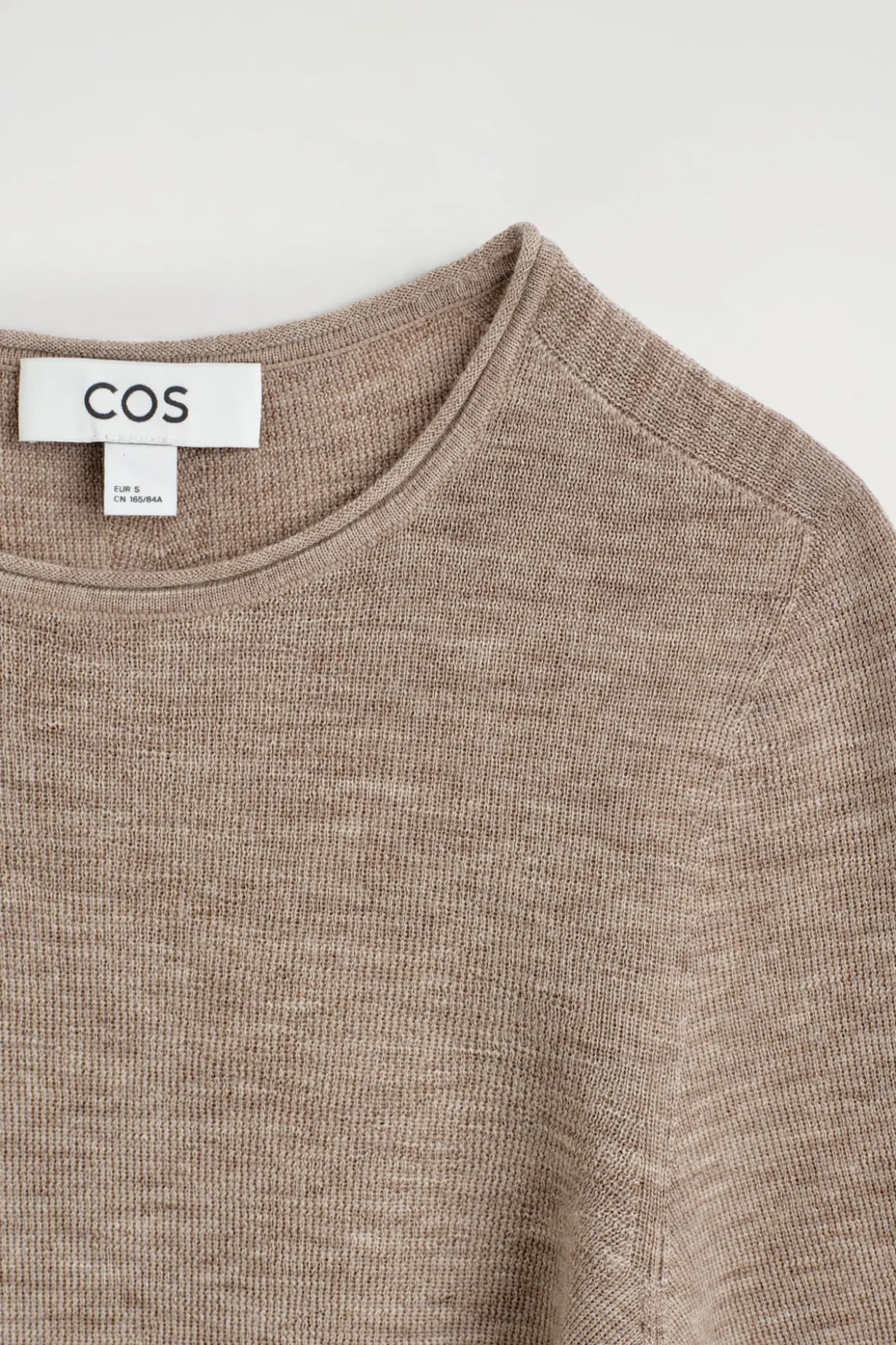 NAHTLOSES LANGARMSHIRT AUS MERINOWOLLE