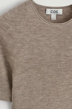 NAHTLOSES T-SHIRT AUS MERINOWOLLE