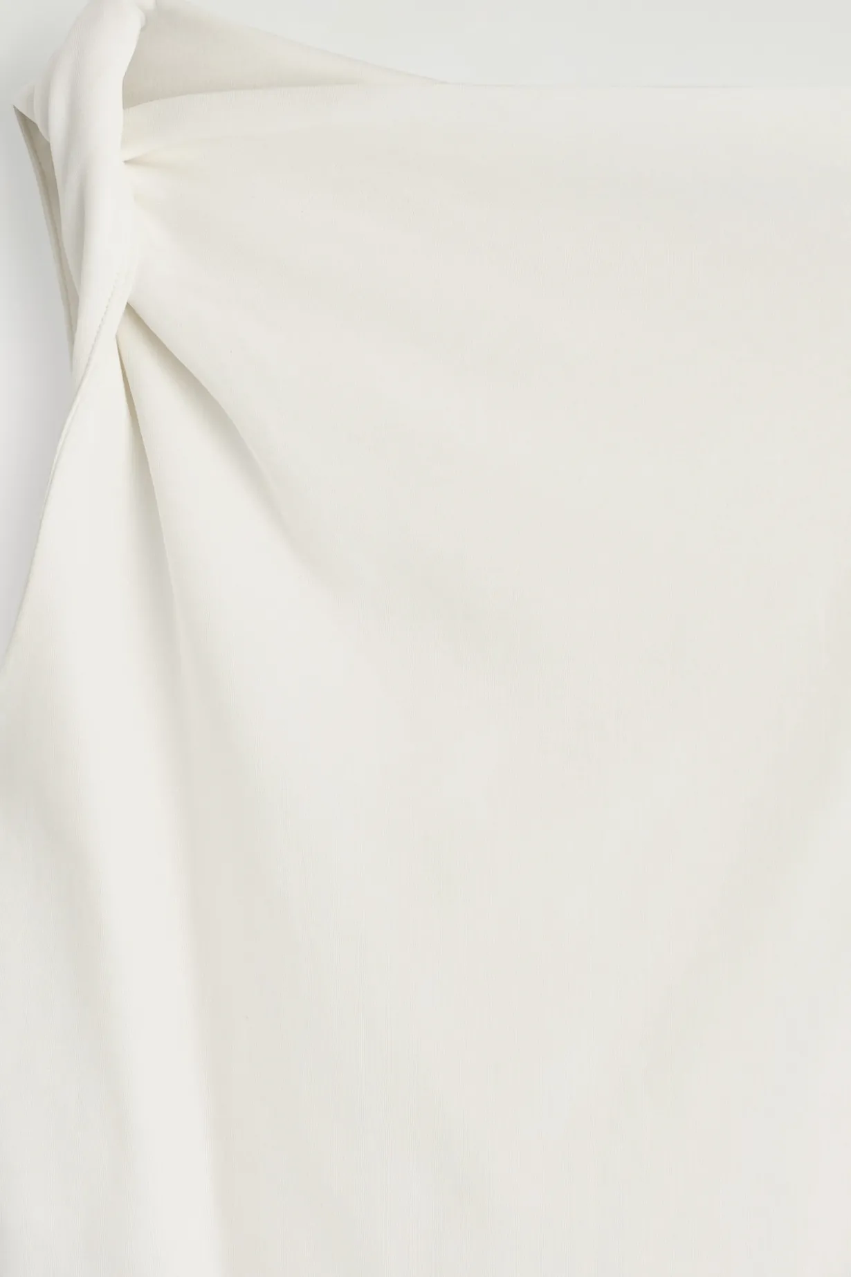 OBERTEIL AUS BAUMWOLLE MIT TWIST-DETAIL