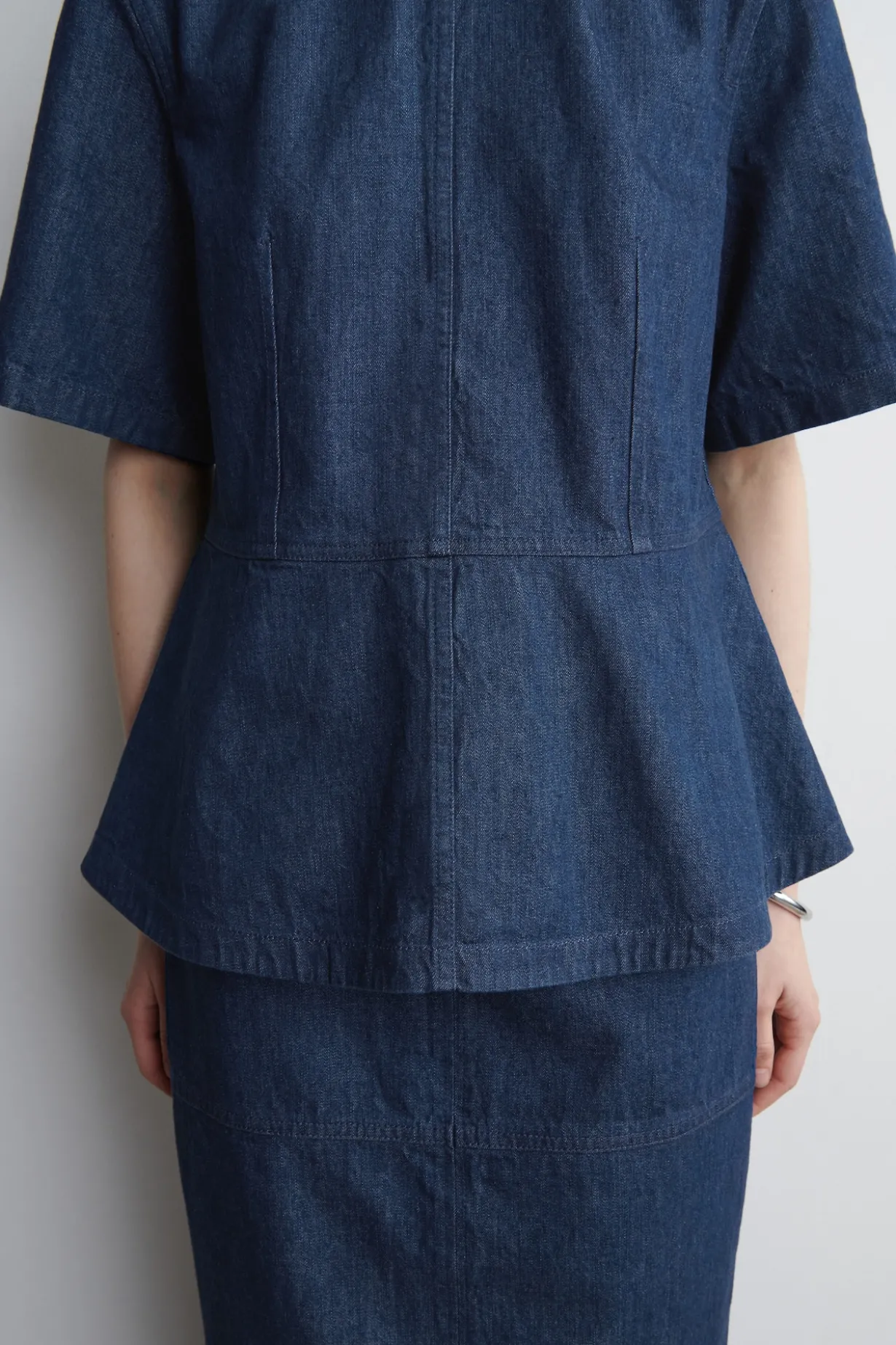 OBERTEIL AUS DENIM MIT SCHÖSSCHEN