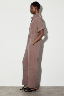 OVERALL AUS MODAL MIT GÜRTEL