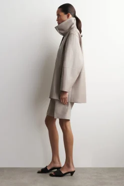 OVERSIZED-LEDERBOMBERJACKE MIT STEHKRAGEN