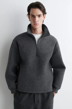 OVERSIZED-PULLOVER AUS SCUBA MIT TRICHTERKRAGEN