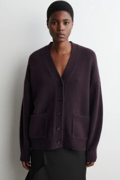 OVERSIZED-STRICKJACKE AUS MERINOWOLLE