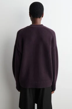 OVERSIZED-STRICKJACKE AUS MERINOWOLLE