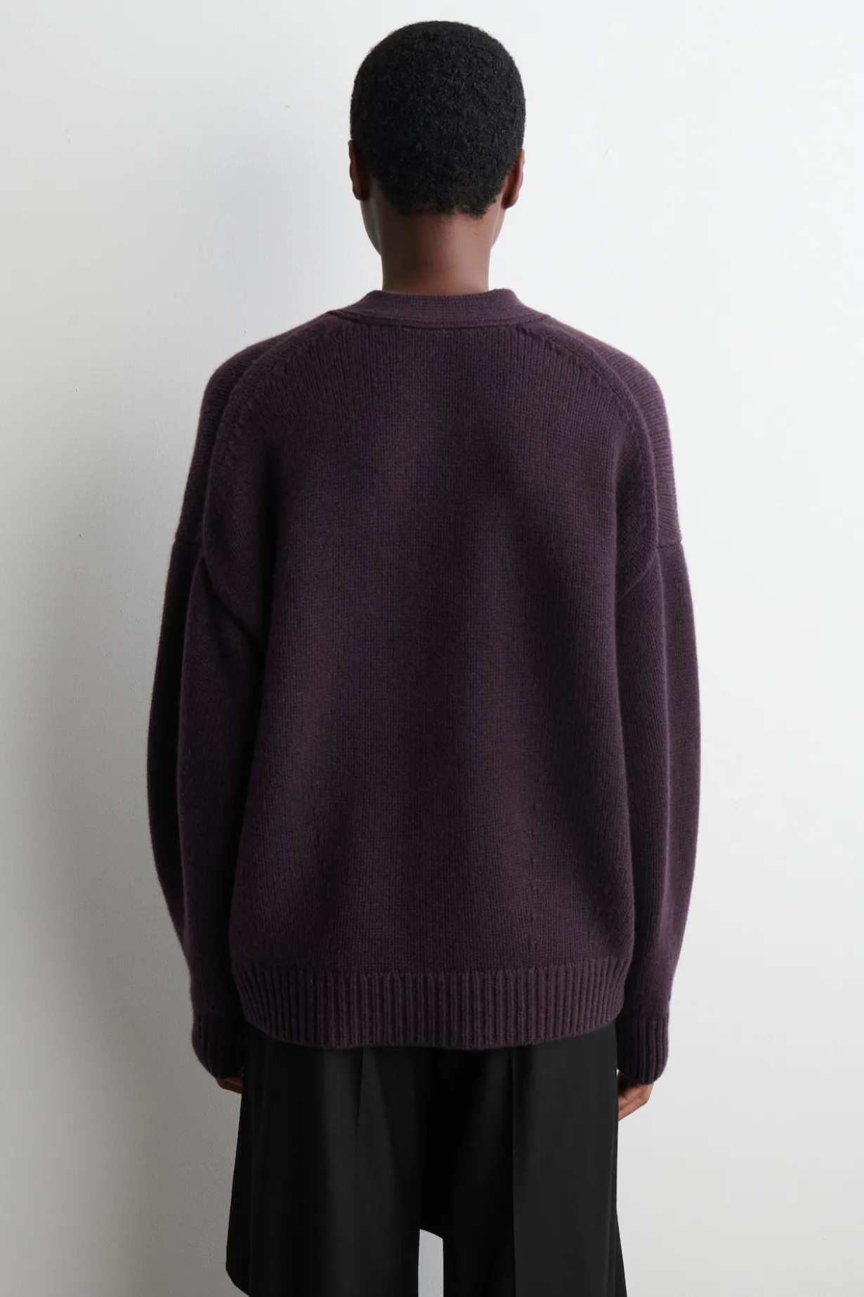 OVERSIZED-STRICKJACKE AUS MERINOWOLLE