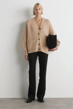 OVERSIZED-STRICKJACKE AUS MERINOWOLLE