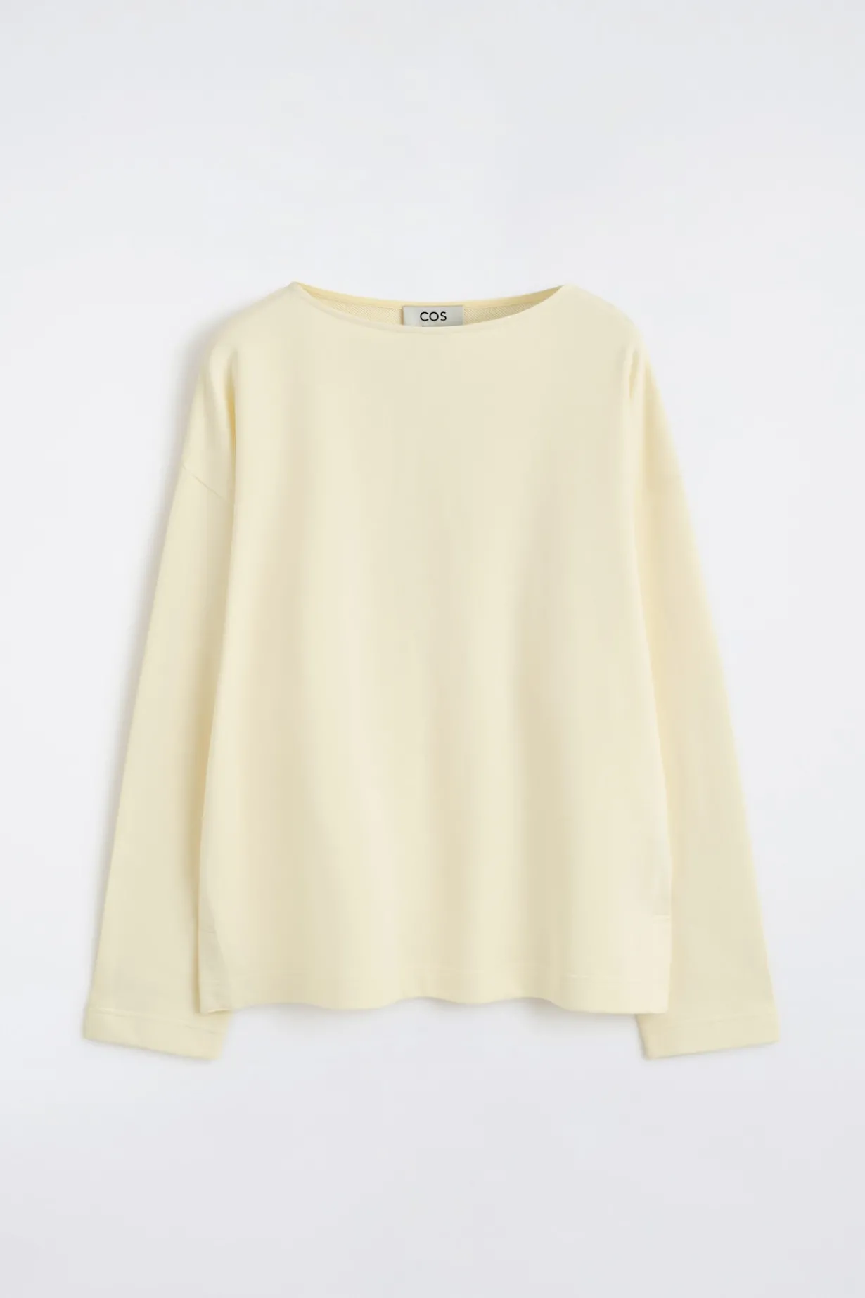 OVERSIZED-SWEATSHIRT MIT U-BOOT-AUSSCHNITT