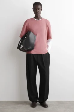 OVERSIZED-T-SHIRT