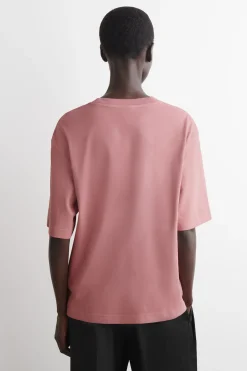 OVERSIZED-T-SHIRT
