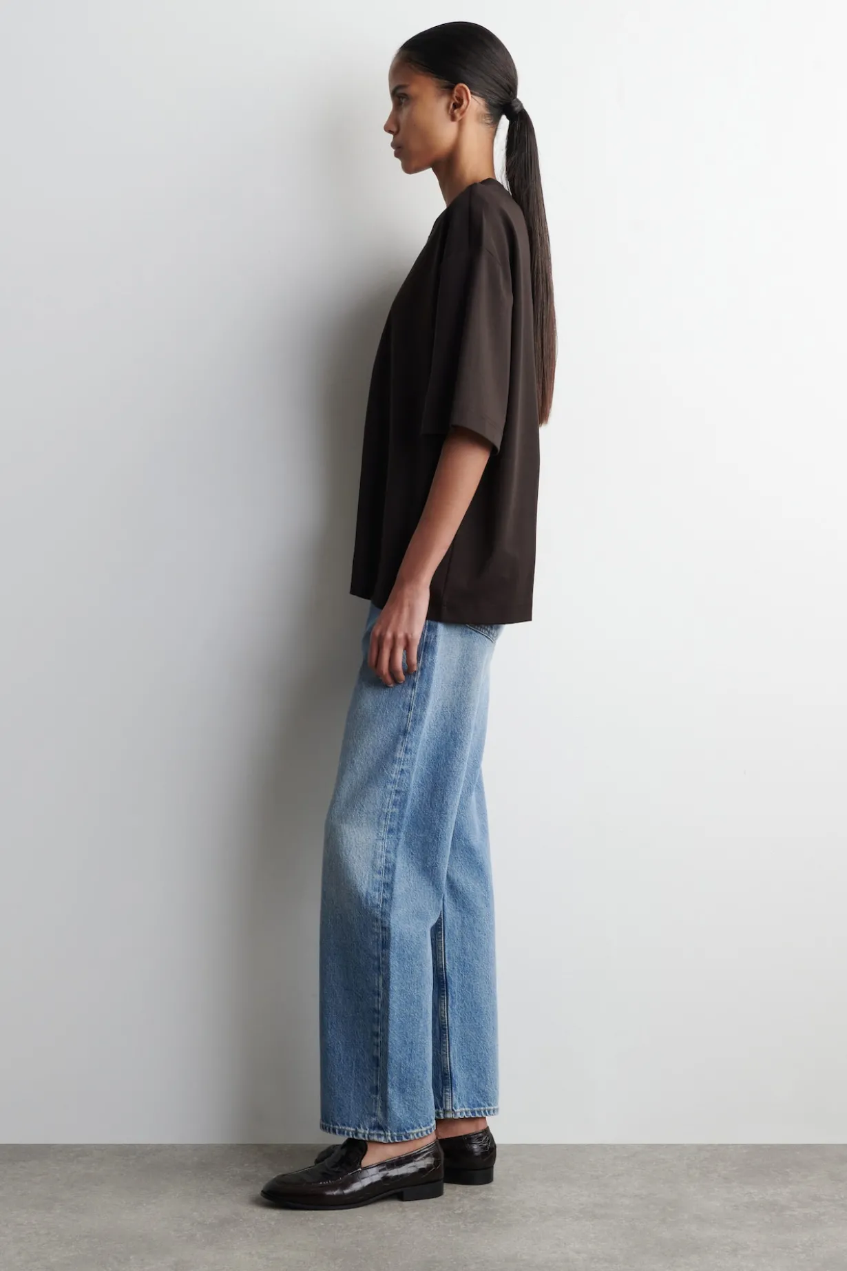 OVERSIZED-T-SHIRT