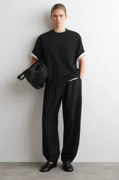 OVERSIZED-T-SHIRT