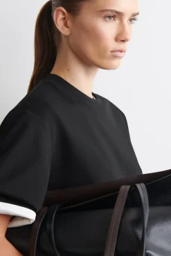 OVERSIZED-T-SHIRT
