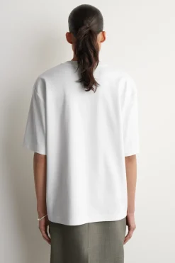 OVERSIZED-T-SHIRT