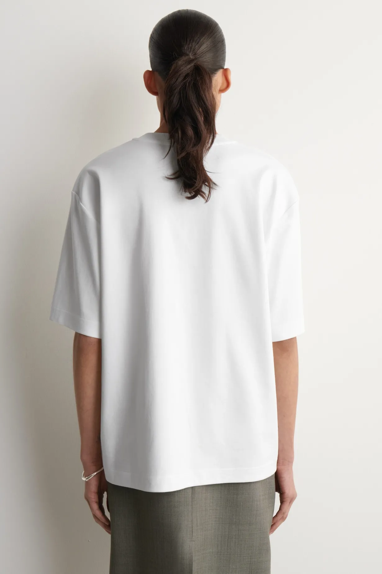 OVERSIZED-T-SHIRT
