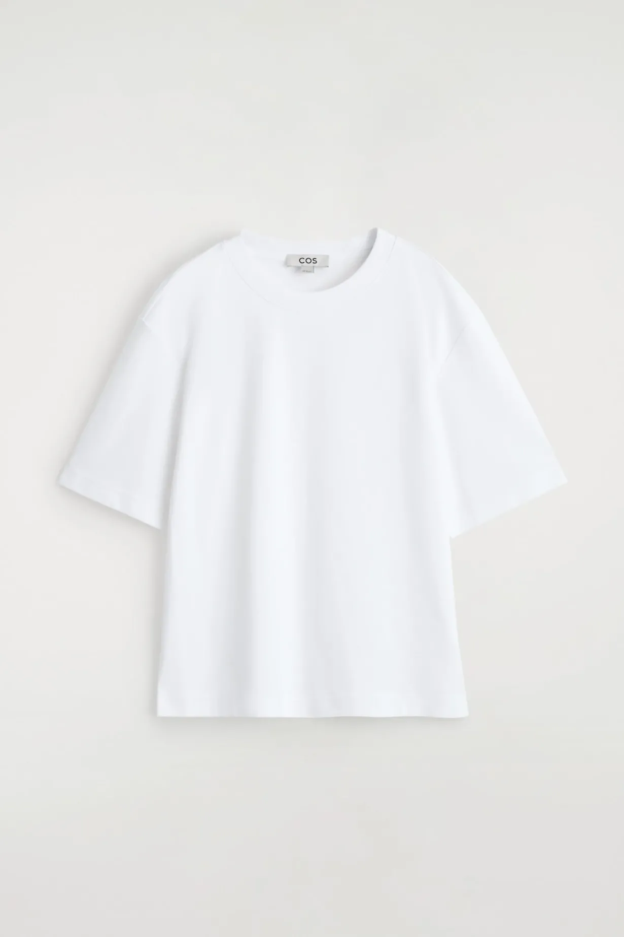 OVERSIZED-T-SHIRT